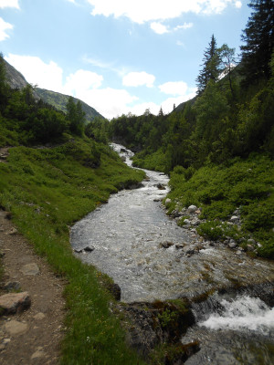 Lechweg am Formarinbach entlang